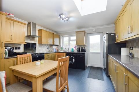 2 bedroom end of terrace house for sale, Lewins Way, Cippenham, Berkshire, SL1