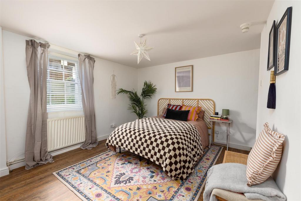 Flat 1, 23 Bath Buildings, BS6-4.jpg