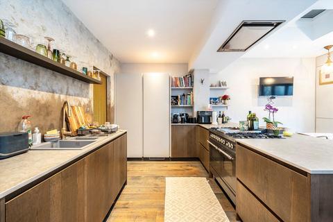 2 bedroom terraced house for sale, Thornbury Road, Isleworth TW7