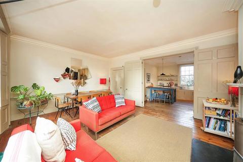 5 bedroom end of terrace house for sale, Vanbrugh Park, London SE3