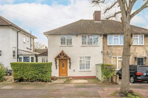 3 bedroom semi-detached house for sale - Bournbrook Road, London SE3