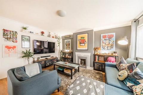 3 bedroom semi-detached house for sale, Hornfair Road, London SE7
