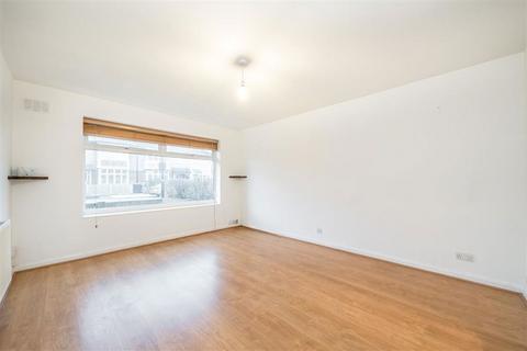 2 bedroom flat for sale, Manor Lane, London SE12