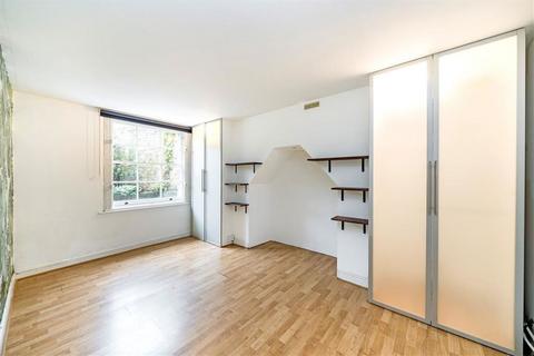 2 bedroom flat for sale, Lewisham Way, London SE14