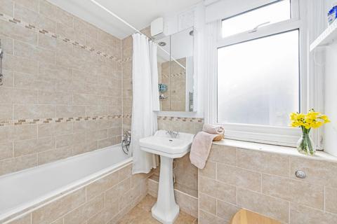 2 bedroom apartment for sale, Melbourne Grove, East Dulwich, London, SE22