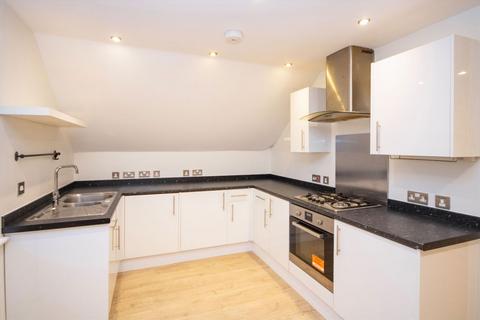 2 bedroom flat to rent, Stanley Park Road, Carshalton SM5