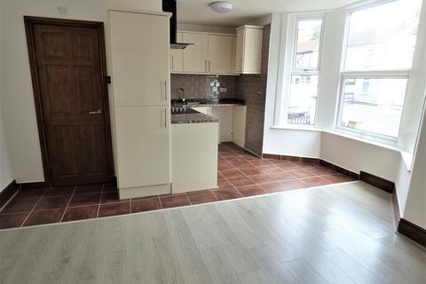 1 bedroom apartment to rent, Bedsit 1, 52 Eastfield Road, Peterborough, Cambridgeshire