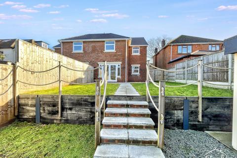 undefined, East Howe Lane, Bournemouth, BH10 5