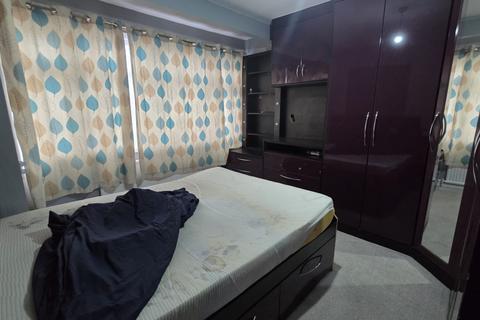 3 bedroom terraced house to rent, Gelsthorpe Road, RM5