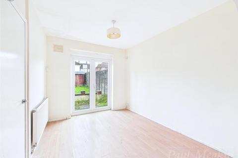 undefined, Warbank Close, New Addington, Croydon