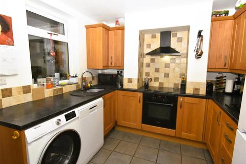 2 bedroom terraced house for sale, Barnby Crossing, Newark