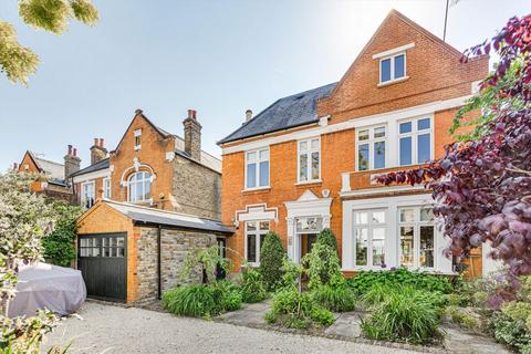 5 bedroom detached house to rent, St. Georges Road, Twickenham TW1