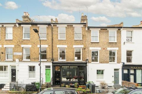 4 bedroom flat for sale, Brackenbury Road, London W6