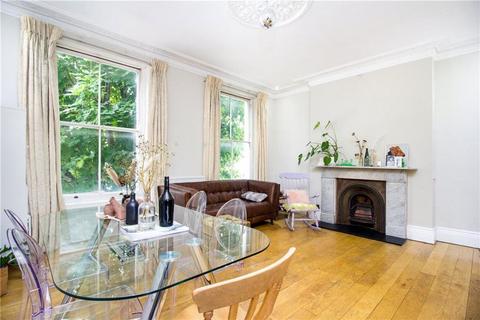 3 bedroom flat to rent, Stanlake Road, London W12