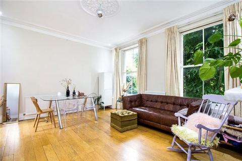 3 bedroom flat to rent, Stanlake Road, London W12