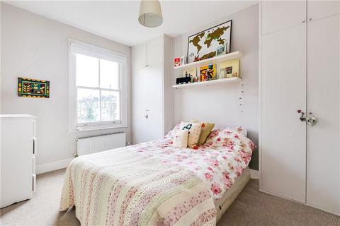 3 bedroom flat to rent, Sulgrave Road, London W6
