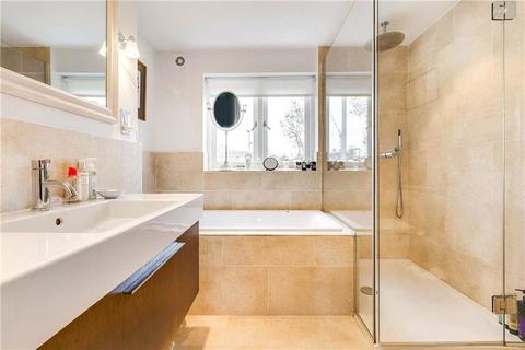 3 bedroom maisonette to rent, Aldensley Road, London W6