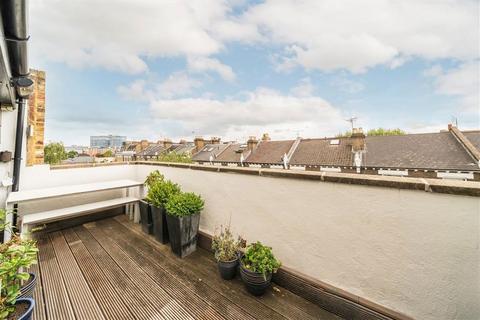 3 bedroom flat to rent, Blythe Road, London W14
