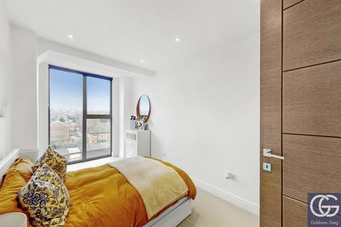 1 bedroom apartment for sale, Charlotte Court, East Barnet Road, Barnet, EN4