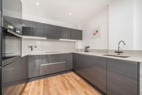 2 bedroom flat for sale, Greenside Road, London W12