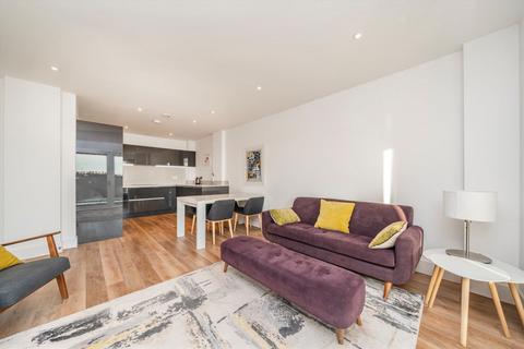 2 bedroom flat for sale, Greenside Road, London W12