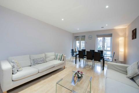 2 bedroom flat to rent, Kensington High Street, London W14