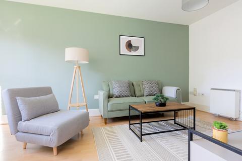 1 bedroom flat to rent, Celandine Drive