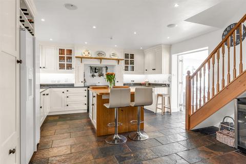 6 bedroom detached house for sale, Wareside, Hertfordshire