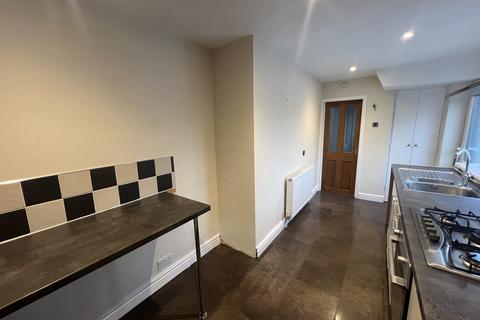 3 bedroom semi-detached house for sale, Somers Road, Reddish