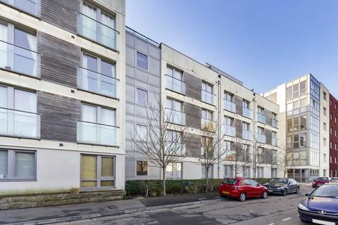 1 bedroom flat to rent - Garden Road, Richmond TW9