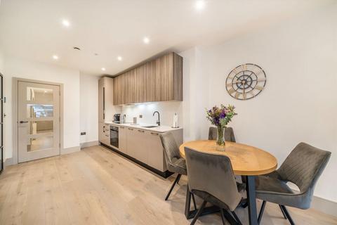 2 bedroom flat for sale, Clapham Road, London SW9