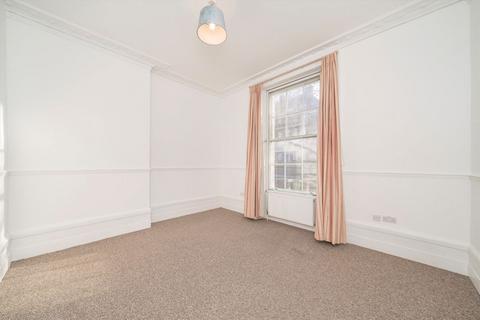 2 bedroom flat for sale, Wandsworth Road, London SW8