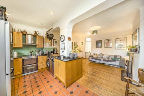 undefined, Kendall Road, Isleworth TW7