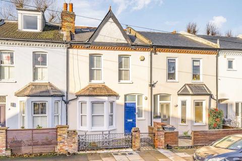 Kendall Road, Isleworth TW7