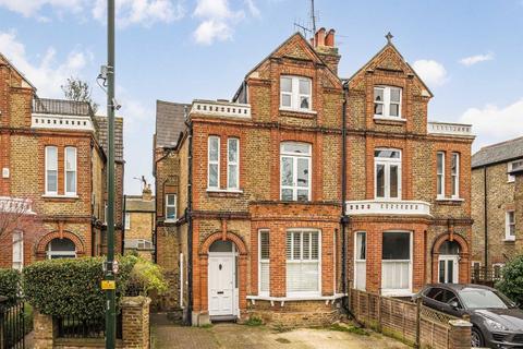 2 bedroom flat for sale - Crown Road, St Margarets TW1