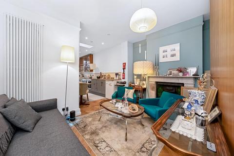 2 bedroom flat for sale, Fenwick Road, East Dulwich, London, SE22