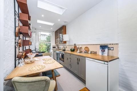2 bedroom flat for sale, Fenwick Road, East Dulwich, London, SE22
