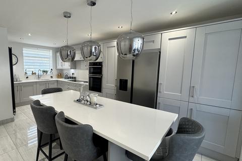 4 bedroom terraced house for sale, Ince Close, Heaton Norris