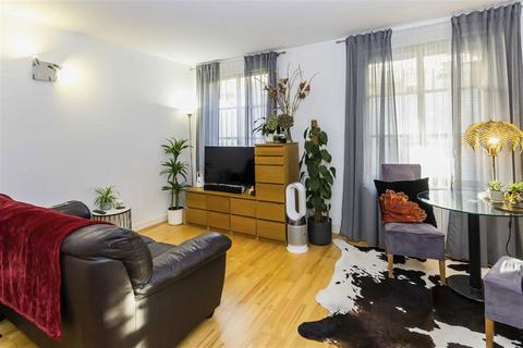 1 bedroom flat to rent, Queen Elizabeth Street, London SE1