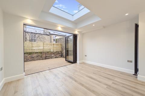2 bedroom terraced house for sale, Dutton Street,  London, SE10