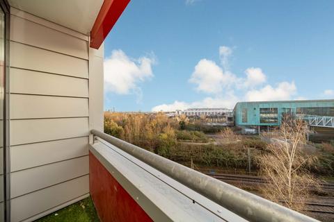 2 bedroom flat for sale, Drayton Park, London N5