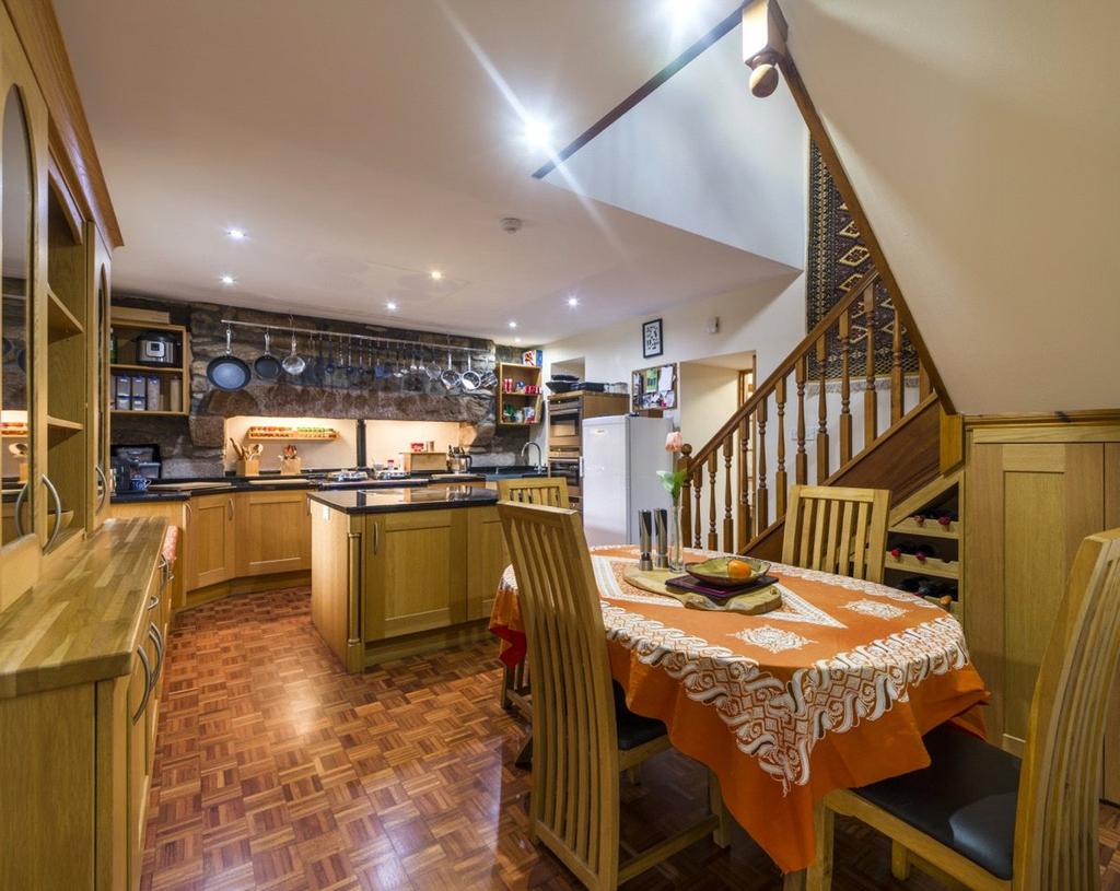 Dining Kitchen