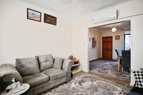 3 bedroom semi-detached house for sale, Park Road, Spalding PE11
