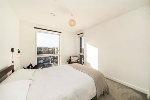 2 bedroom flat for sale, Thurston Road, London SE13