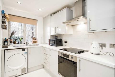 1 bedroom flat for sale, Brompton Park Crescent, London SW6