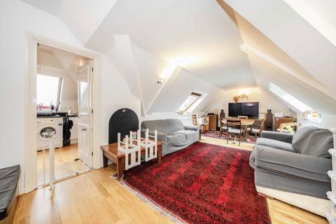 2 bedroom flat for sale, Sailmakers Court, London SW6