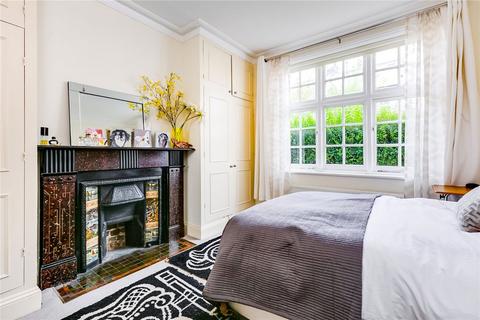 2 bedroom flat to rent, Racton Road, London SW6