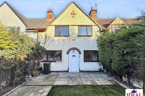 3 bedroom terraced house for sale, The Crescent, Woodlands, Doncaster