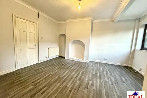 3 bedroom terraced house for sale, The Crescent, Woodlands, Doncaster