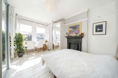 5 bedroom semi-detached house for sale, Mountfield Road, London N3